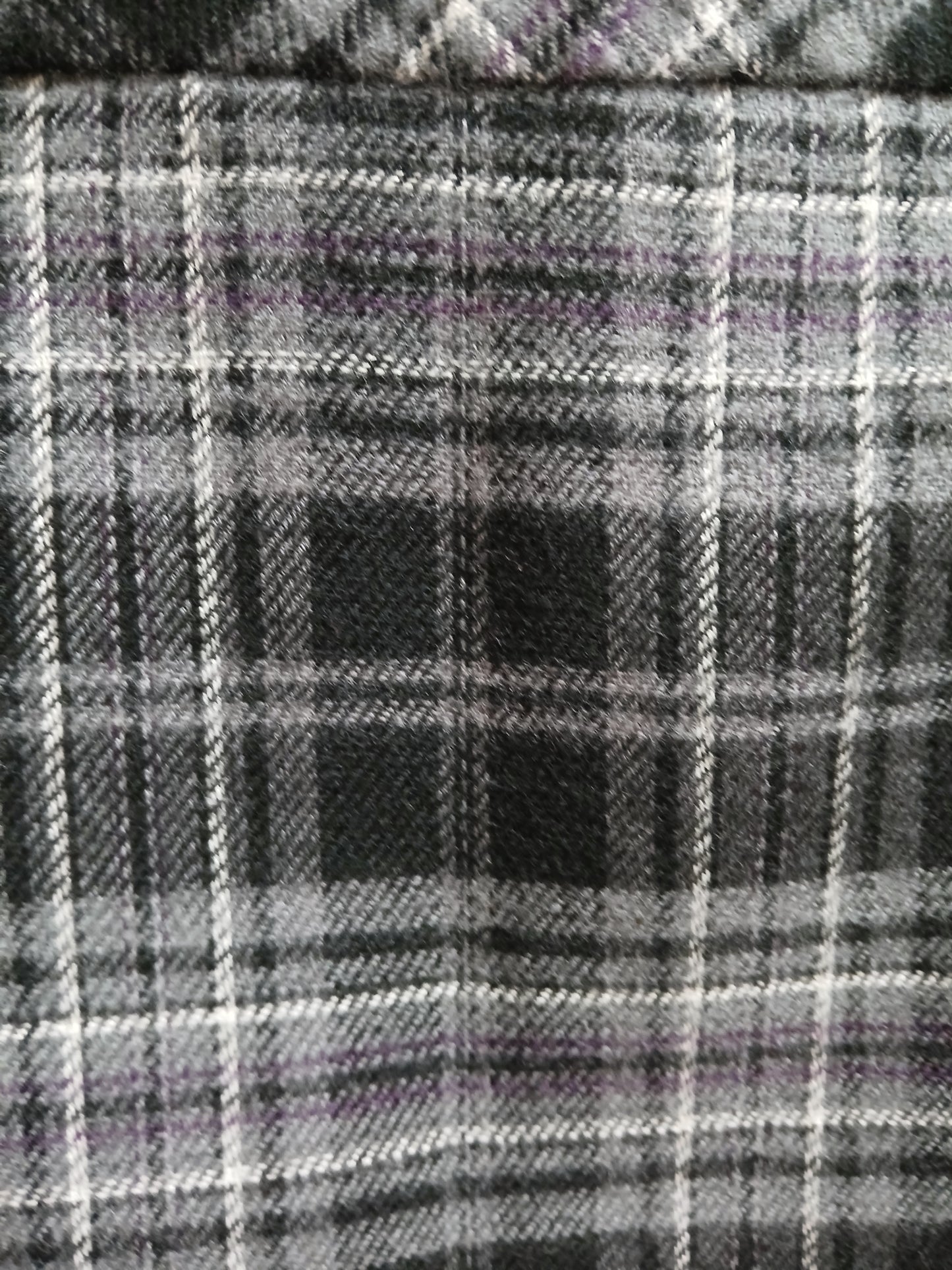 Manguun / Rock / 42 (M)