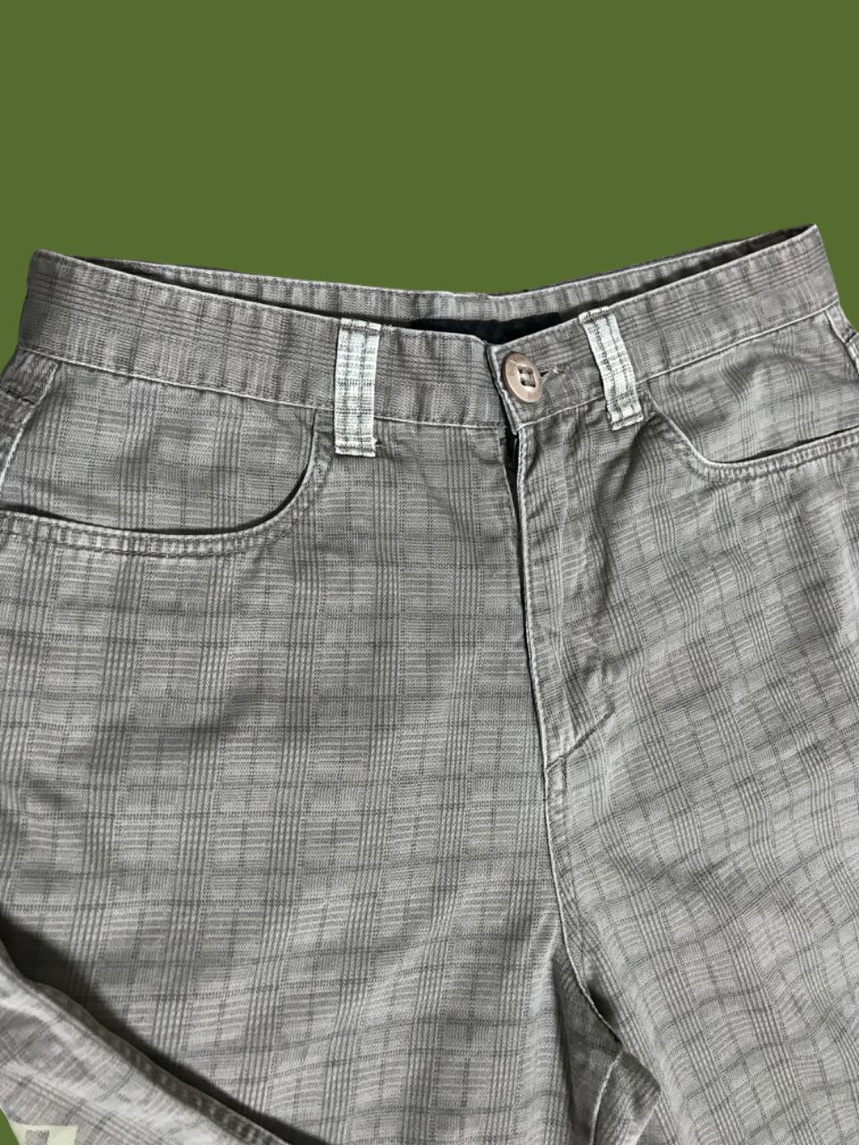 Billabong / kurze Hose / 30 (XL)